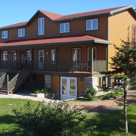 Gite La Maison Chez J.P. Bed And Breakfast Havre Aux Maisons Esterno foto