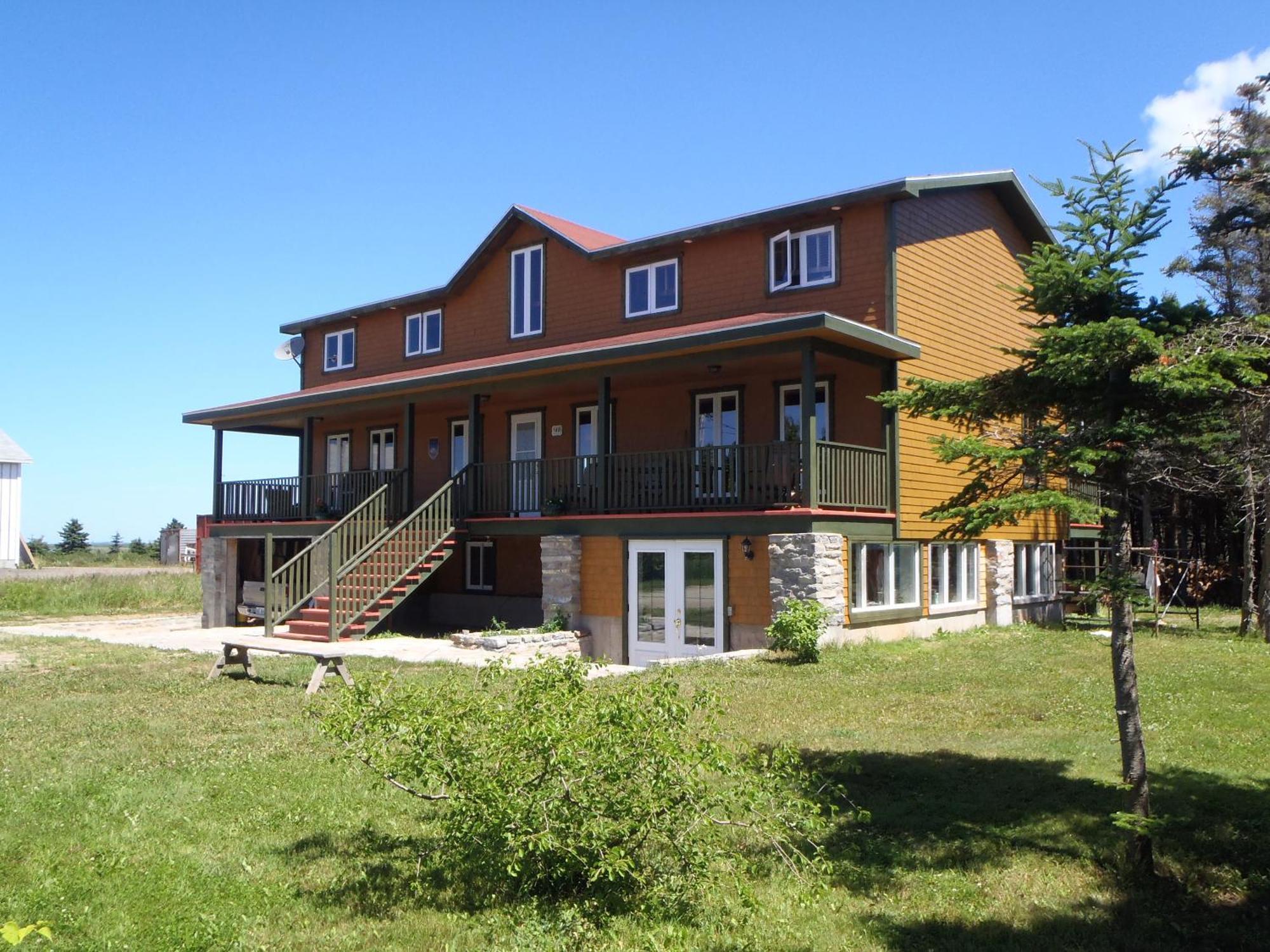 Gite La Maison Chez J.P. Bed And Breakfast Havre Aux Maisons Esterno foto
