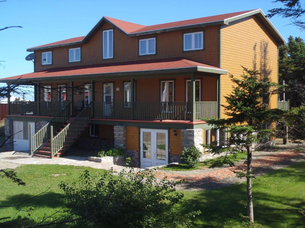 Gite La Maison Chez J.P. Bed And Breakfast Havre Aux Maisons Esterno foto